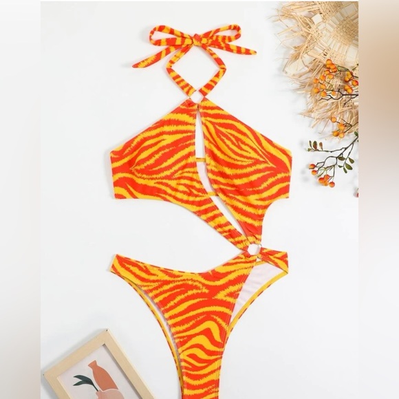 Zebra Striped Cut Out Monokini Sz L - Picture 4 of 5